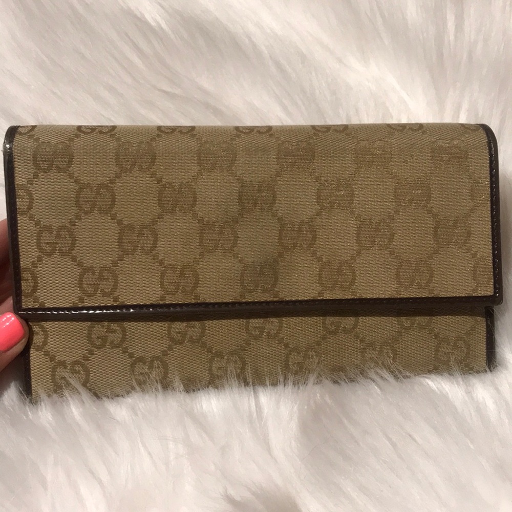 Authentic Gucci wallet!